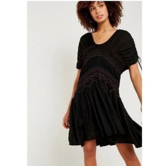 Free People Love on the Run Mini Dress Black Embroidered Smocked Size Small - Picture 2 of 9